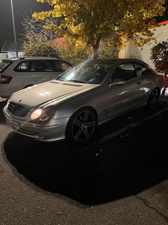 Mercedes-Benz CLK 320