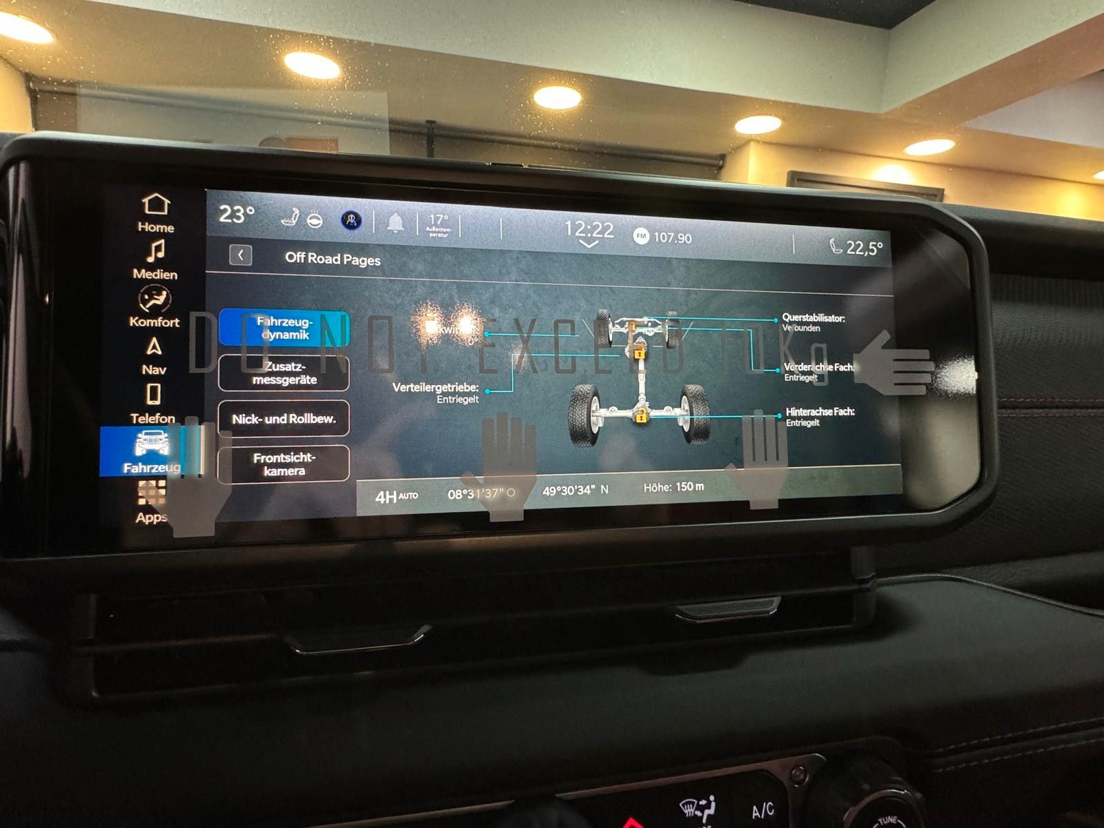 Fahrzeugabbildung Jeep RUBICON 392-6.4L HEMI V8-RECON 35"-STEEL BUMPER