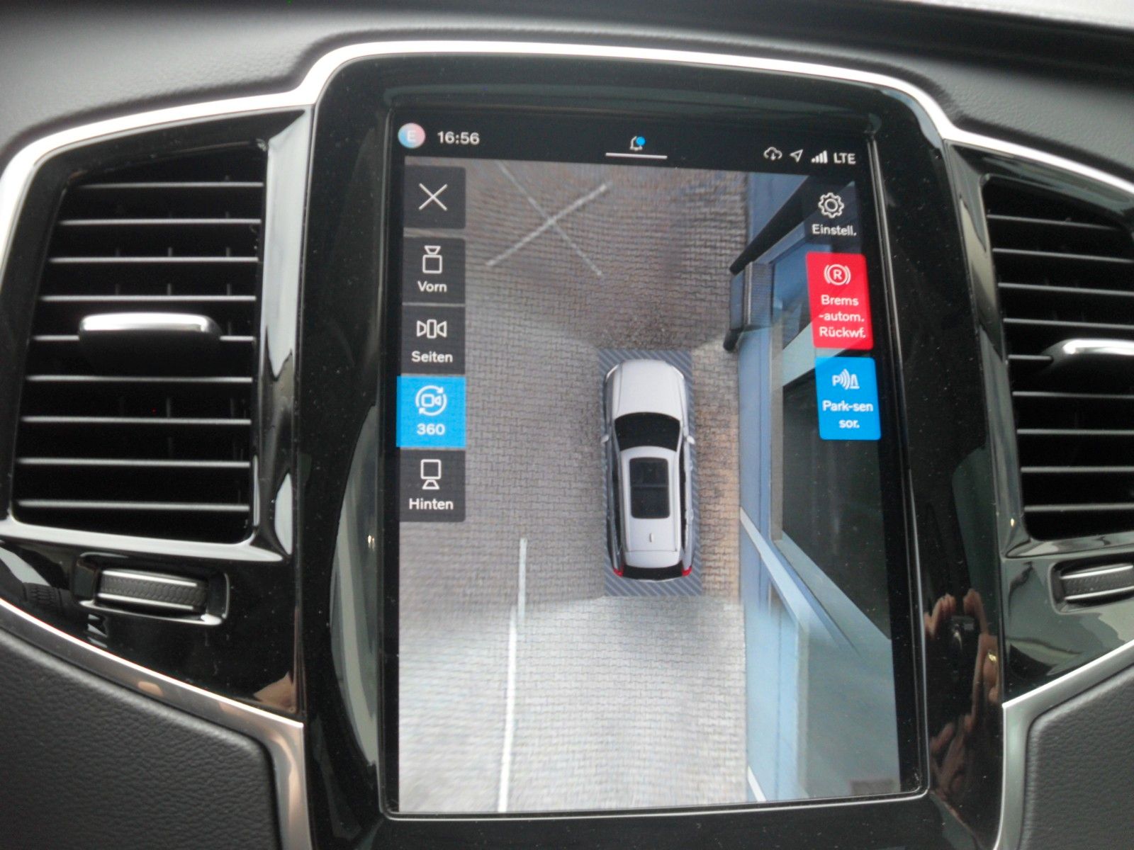 Fahrzeugabbildung Volvo XC 90 Ultimate Bright AWD