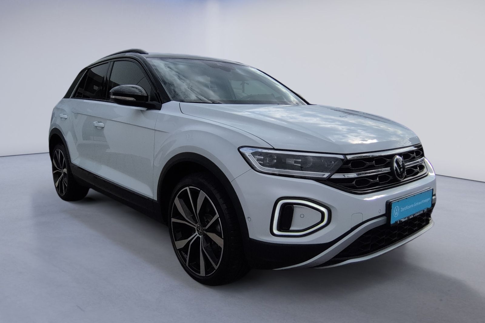 T-Roc Style 2.0 TDI DSG BlackStyle+AHK+RFK+19"+