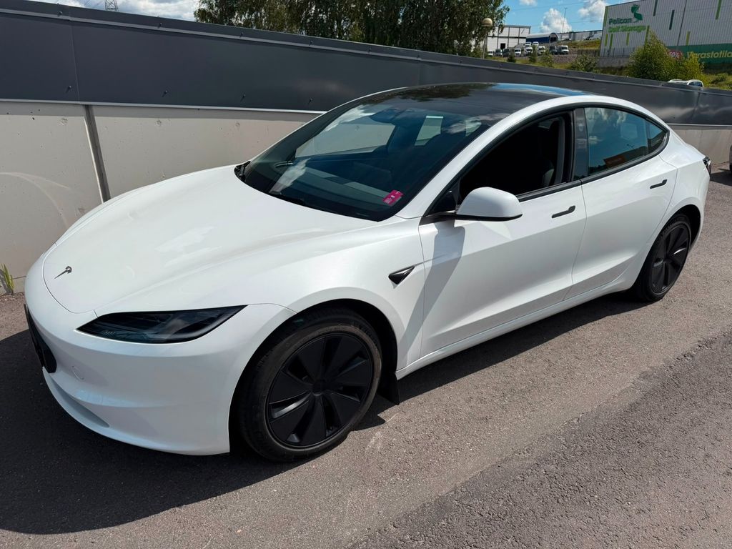 Image of Tesla Model 3