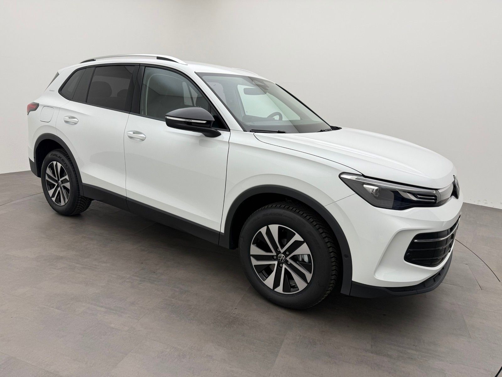Volkswagen Tiguan 1.5 eHybrid DSG Life ENERGY DiscoverAHK imagem 2