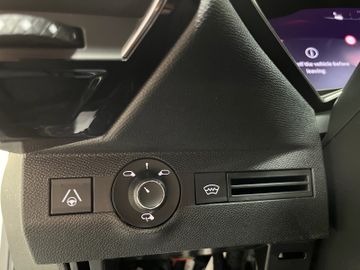 DS Automobiles DS 7 1.5 BlueHDi 130 Pallas 360° KAM ACC LED SHZ