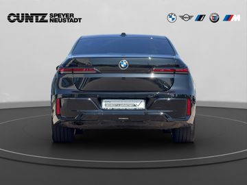 BMW 740 - 6