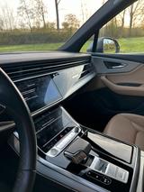 Audi Q7 55 TFSI e quattro tiptronic - - Audi Q7 mit Hybrid-Antrieb