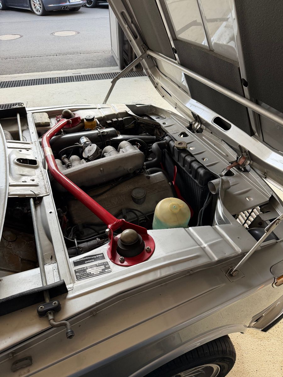 Fahrzeugabbildung BMW 2002 tii Top,7x15 Alpina,Schiebed.,Recaro,Leder