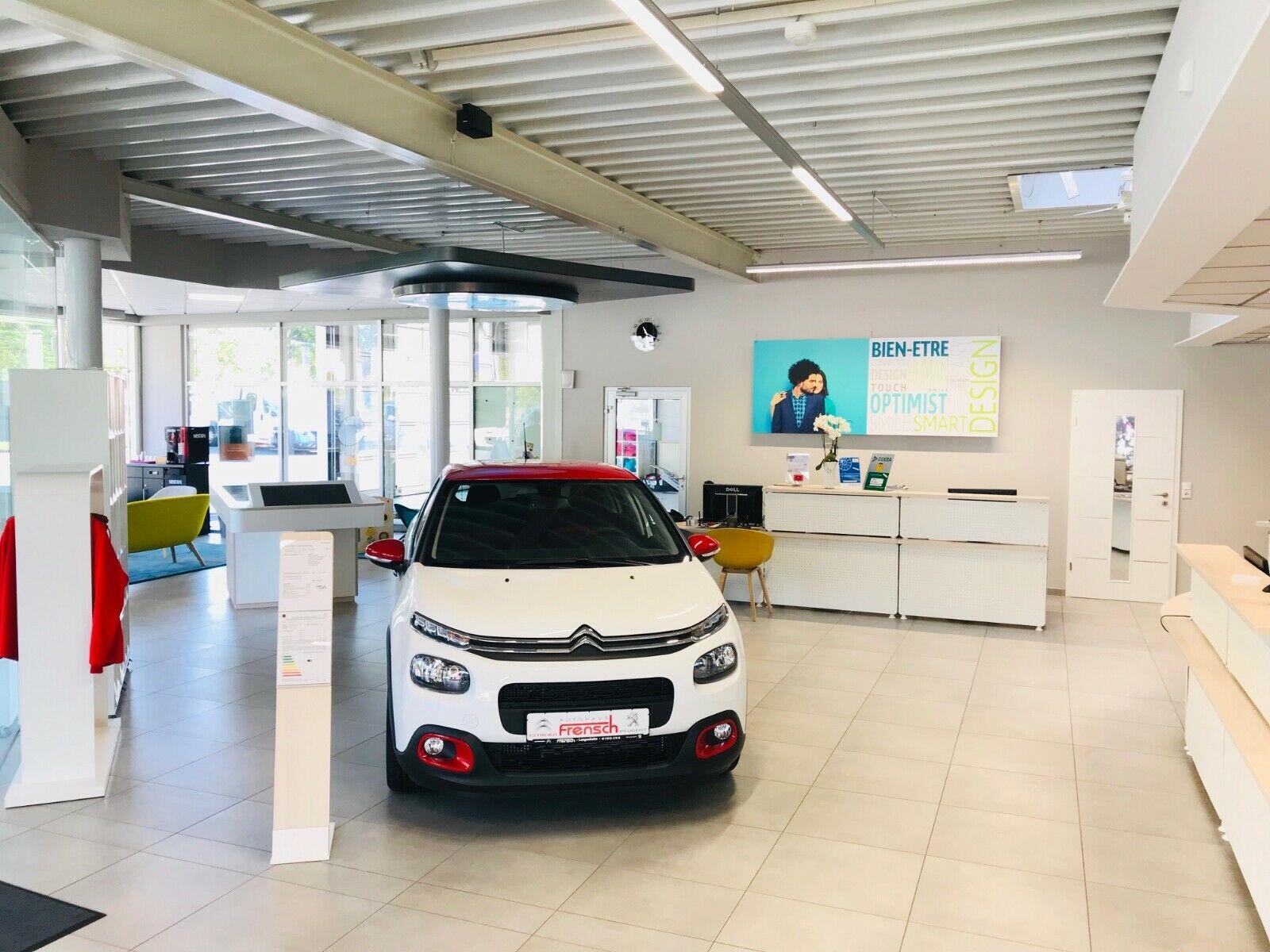 showroom-image-top