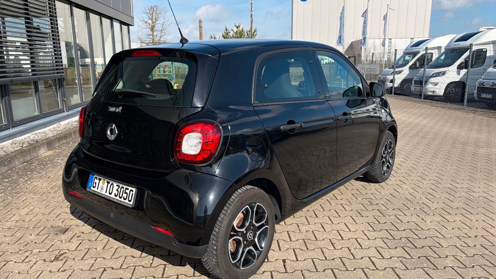 Fahrzeugabbildung Smart ForFour forfour Basis 52 kW