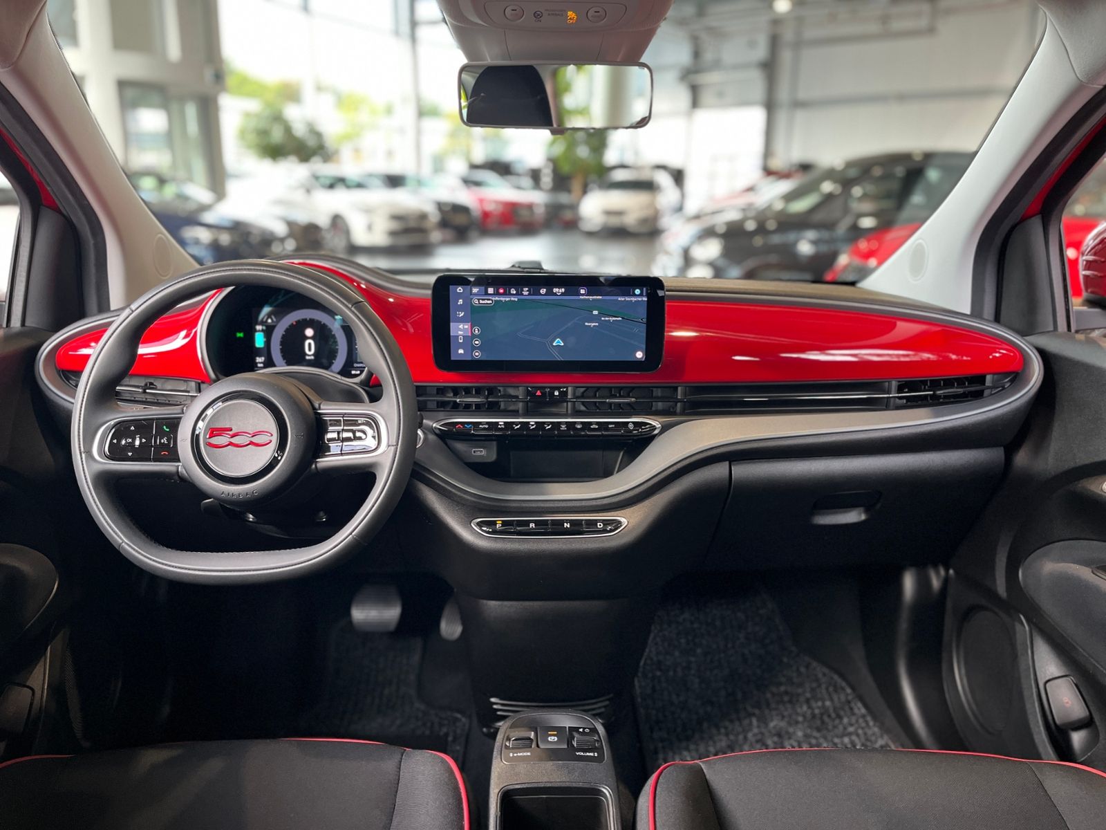 Fahrzeugabbildung Fiat 500e  42 kWh Akku Red NAVI KLIMA
