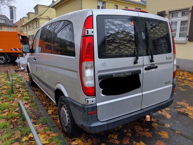 Mercedes-Benz Mercedes Benz Vito 639 Bus Mixto