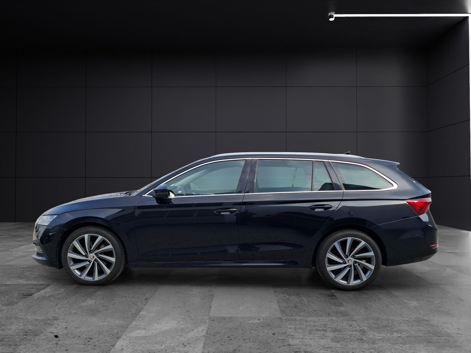 Fahrzeugabbildung SKODA Octavia Combi TDI First-Edition DSG Matrix Navi