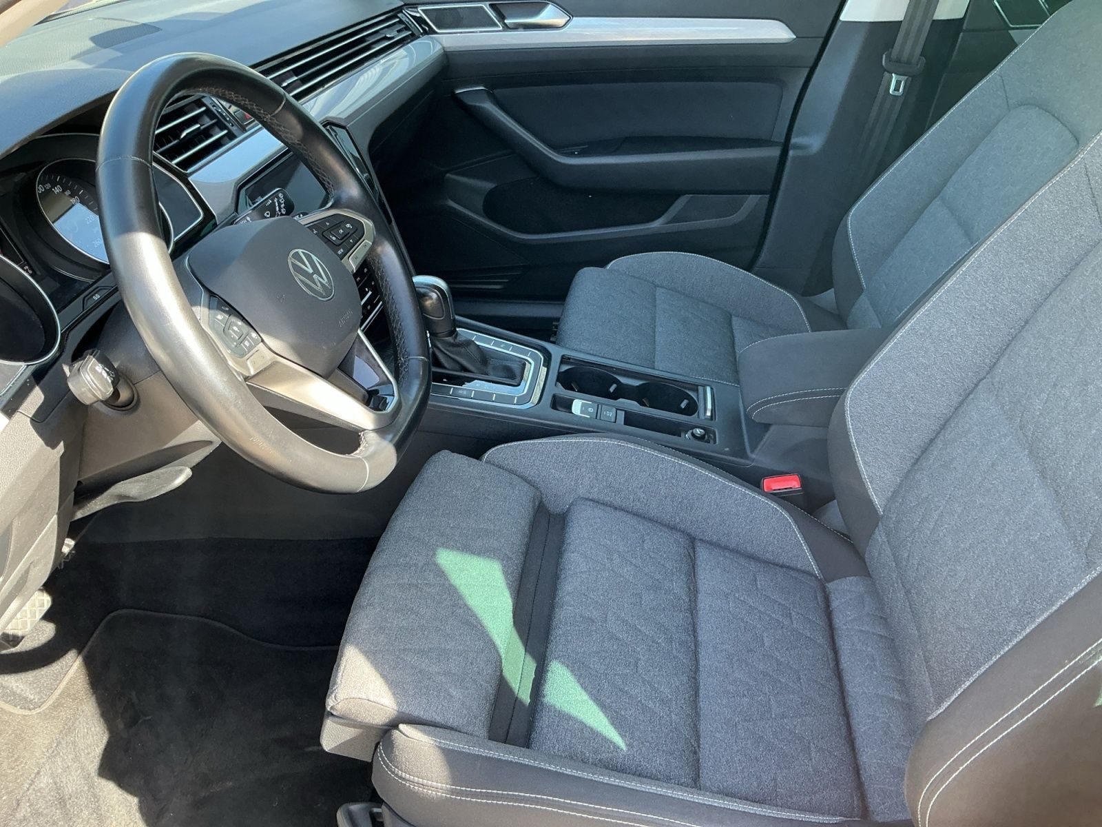 Volkswagen Passat Variant - Bild 12