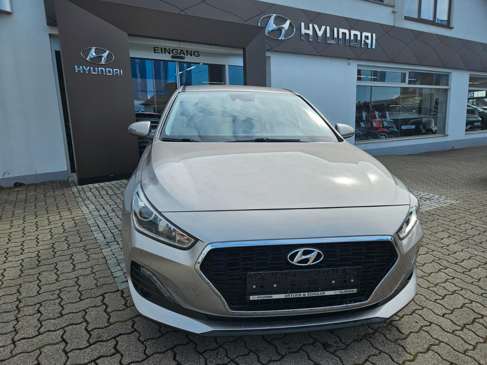 Hyundai i30 Kombi 1.4 Soko Navigation