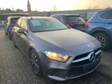 Mercedes-Benz A 180 d * Sport + Navi + Touch + Teilleder * - Mercedes-Benz A 180 mit Diesel-Antrieb