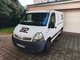 Nissan Interstar - Nissan Interstar mit Schiebetür