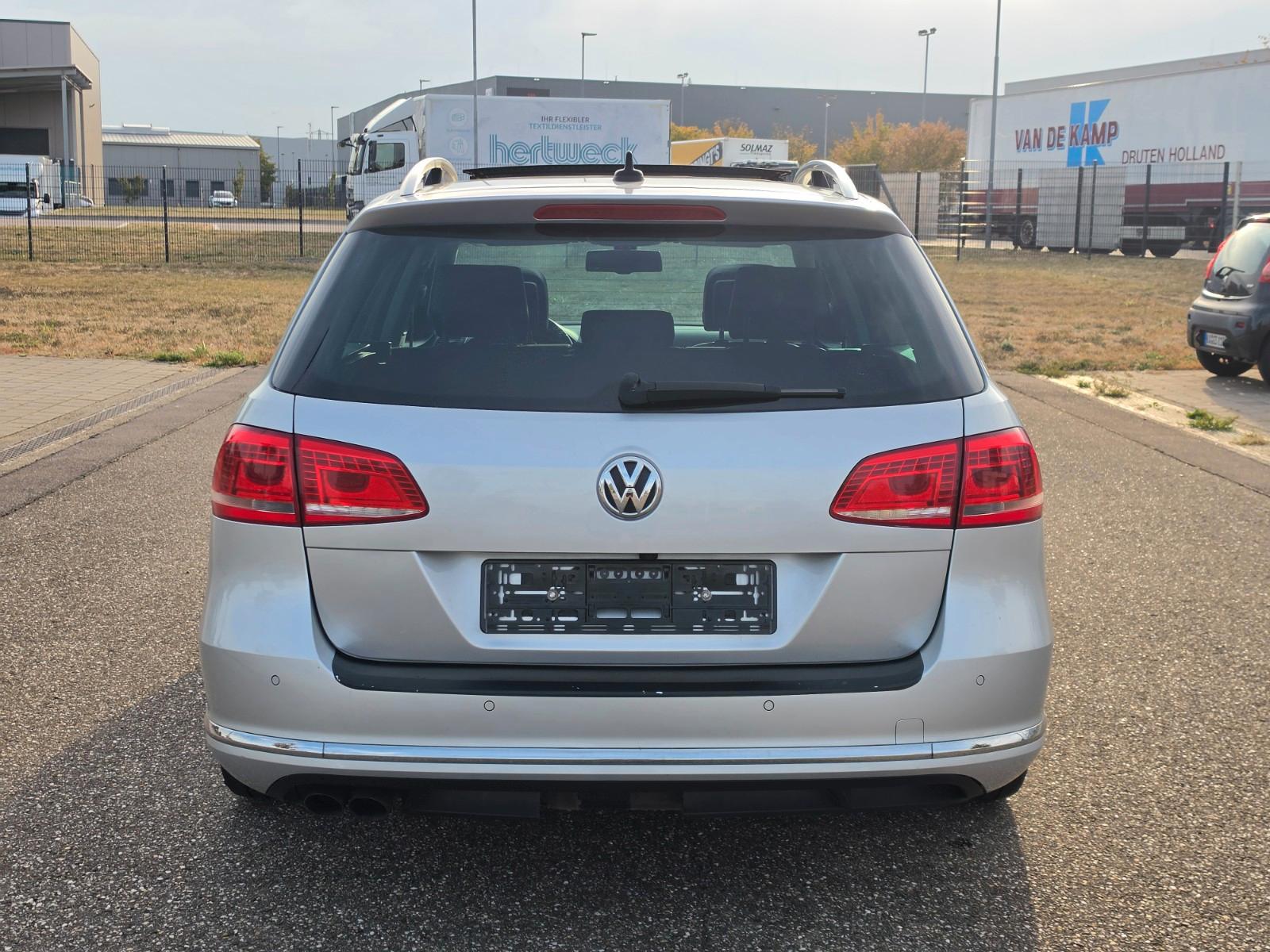 Volkswagen Passat 2012 — photo 6