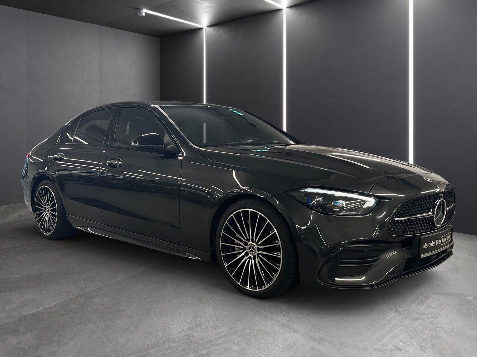 Fahrzeugabbildung Mercedes-Benz C 300 d 4M AMG*Pano*Distro*DiGi*360*Night*Sound*