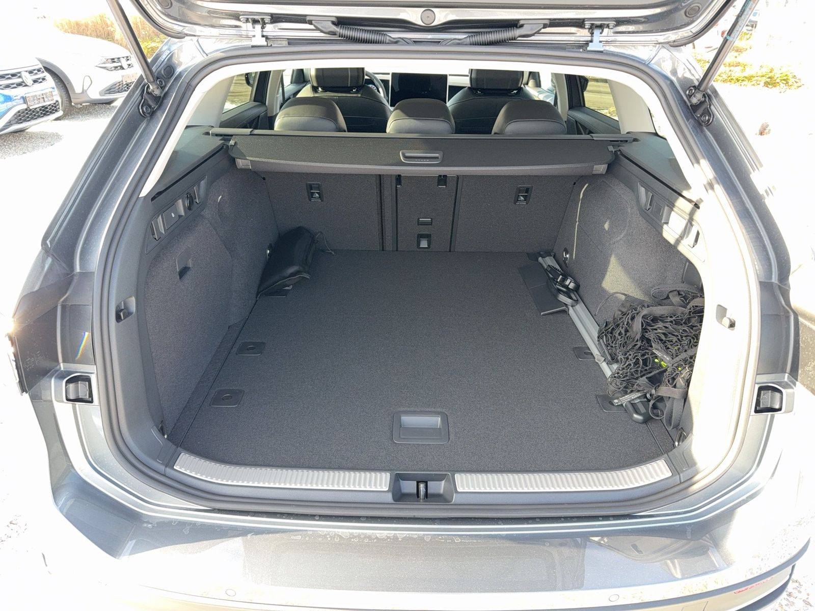 Volkswagen Passat - Bild 20