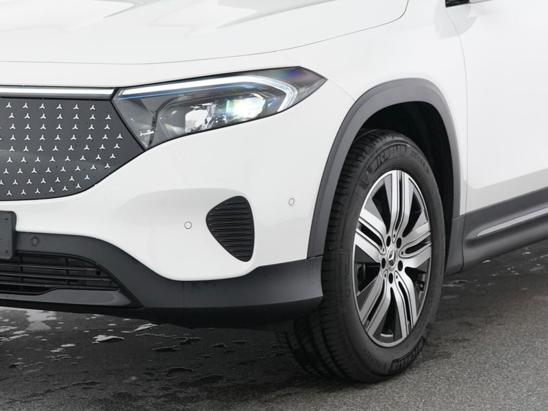 Fahrzeugabbildung Mercedes-Benz EQB 350 4M NIGHT*PANO*AHK*KEYL*TOTW*KAM*LED