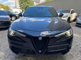 Alfa Romeo Stelvio Super Q4/AUT./R.CAM/NAVI/SHZ/LEDER*VOLL* - Alfa Romeo mit Benzin-Antrieb