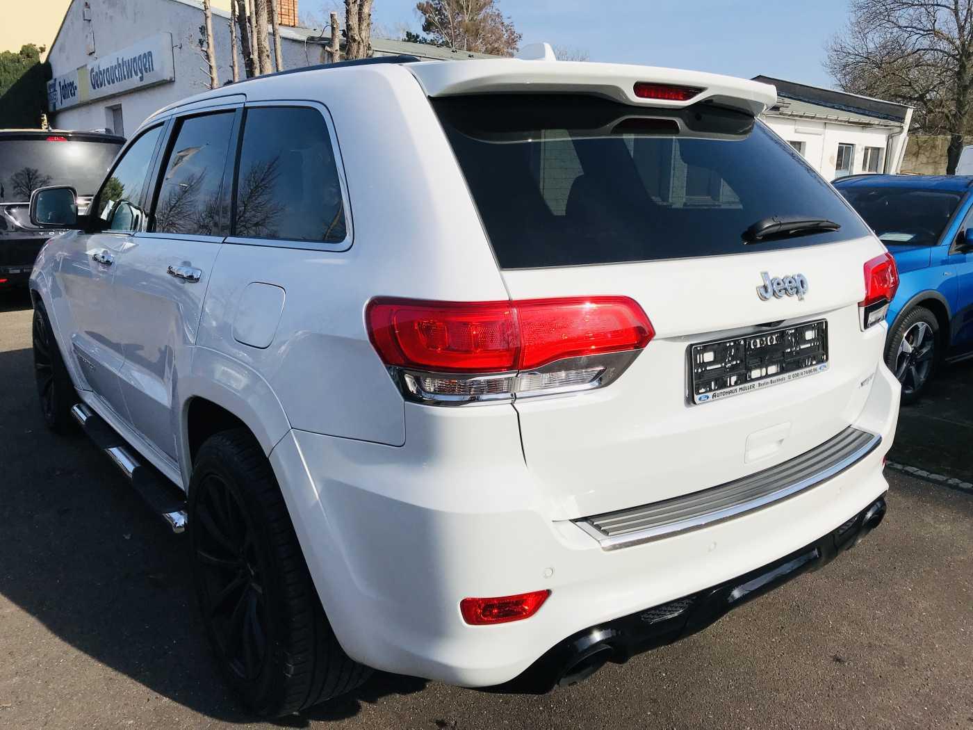 Jeep Grand Cherokee SRT 6.4 V8 HEMI 468 ch BVA 4x4 / Toit panoramique / Harman Kardon / Sièges ventilés / ACC