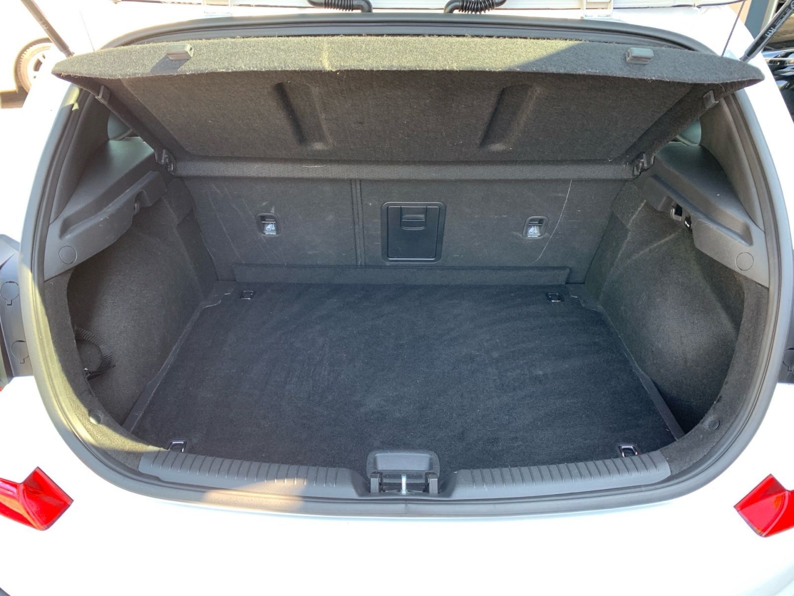 Fahrzeugabbildung Hyundai i30 1.4 T-GDI N-Line Sitzheizung PDC