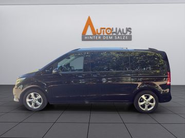 Mercedes V 220 - 3