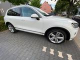 Volkswagen Touareg 3.0 V6 TDI SCR Tiptr. Terrain Tech - - Volkswagen Touareg in Düsseldorf