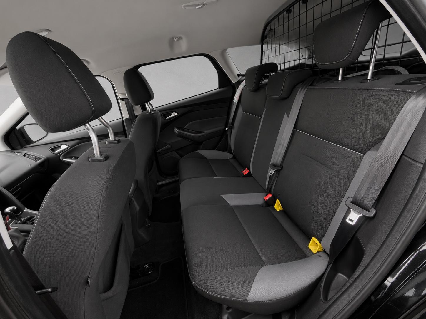 Ford Focus 2014 — photo 13