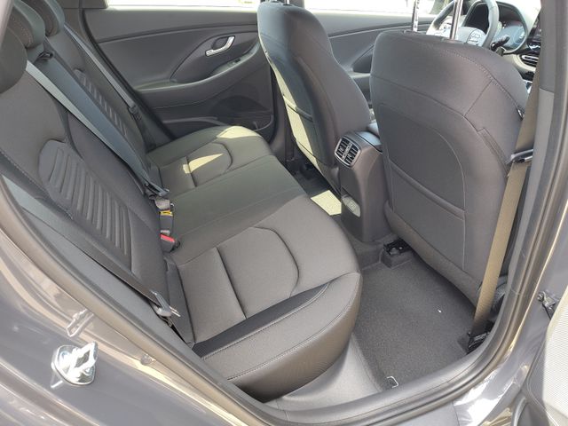 Hyundai i30 1.0 T-GDI AT   Advantage Kombi