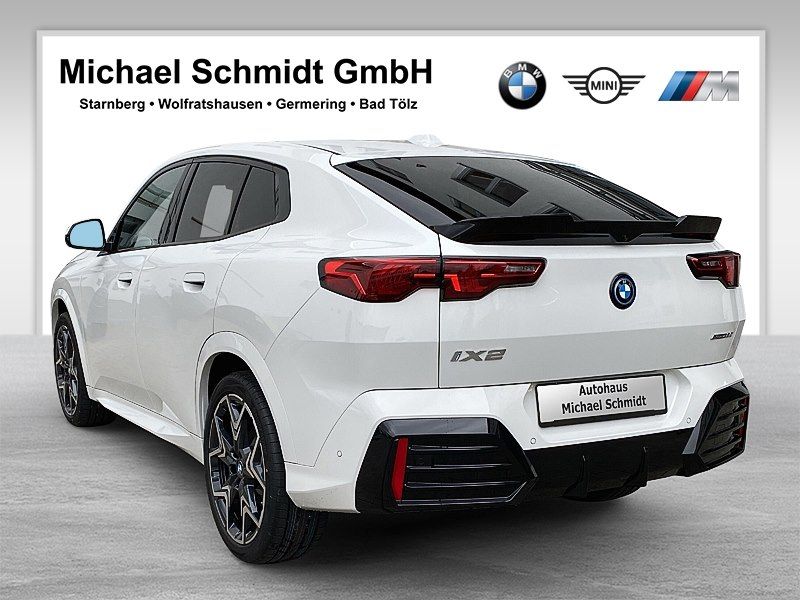 BMW iX2 - Bild 3