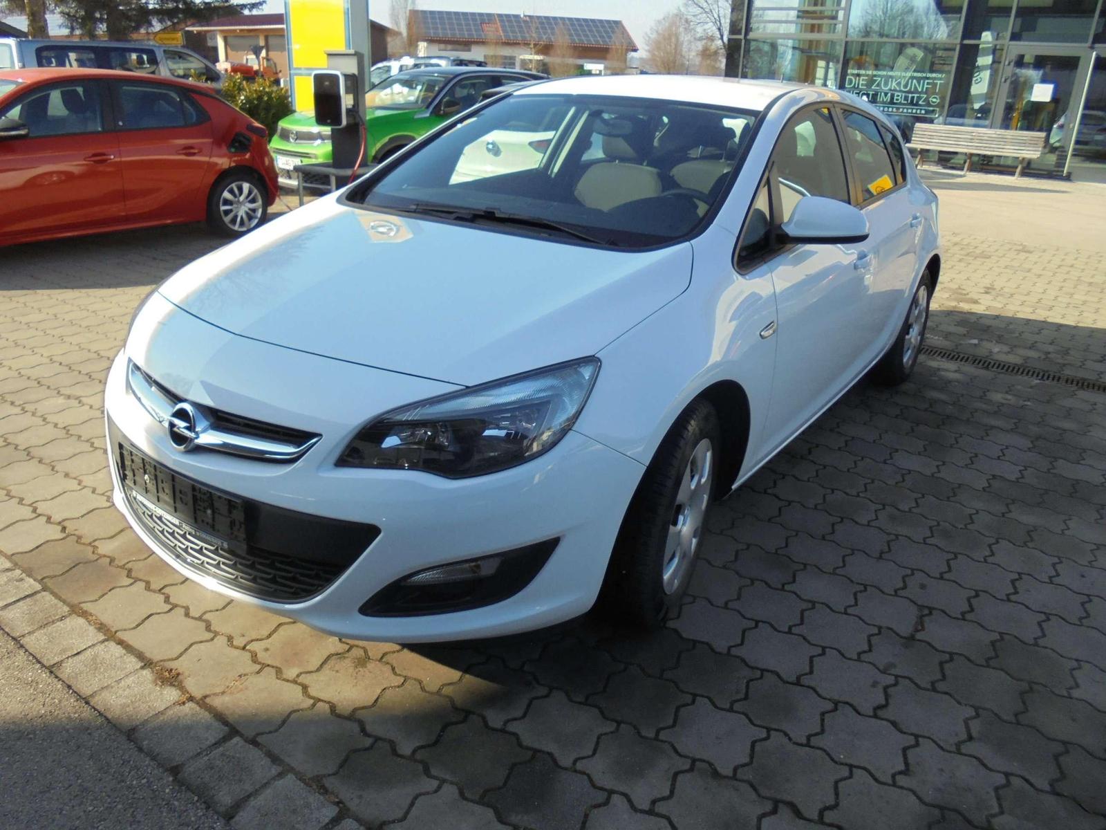 Opel Astra 1.4 ecoFLEX Selection