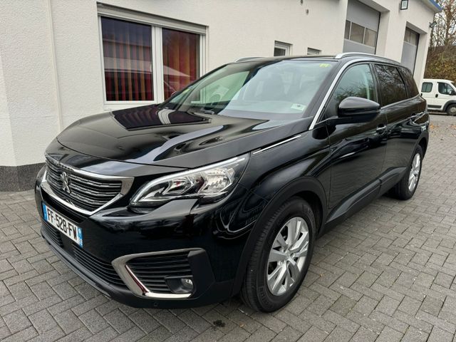 Peugeot 5008 Active Business Automatik 7-Sitzer Navi