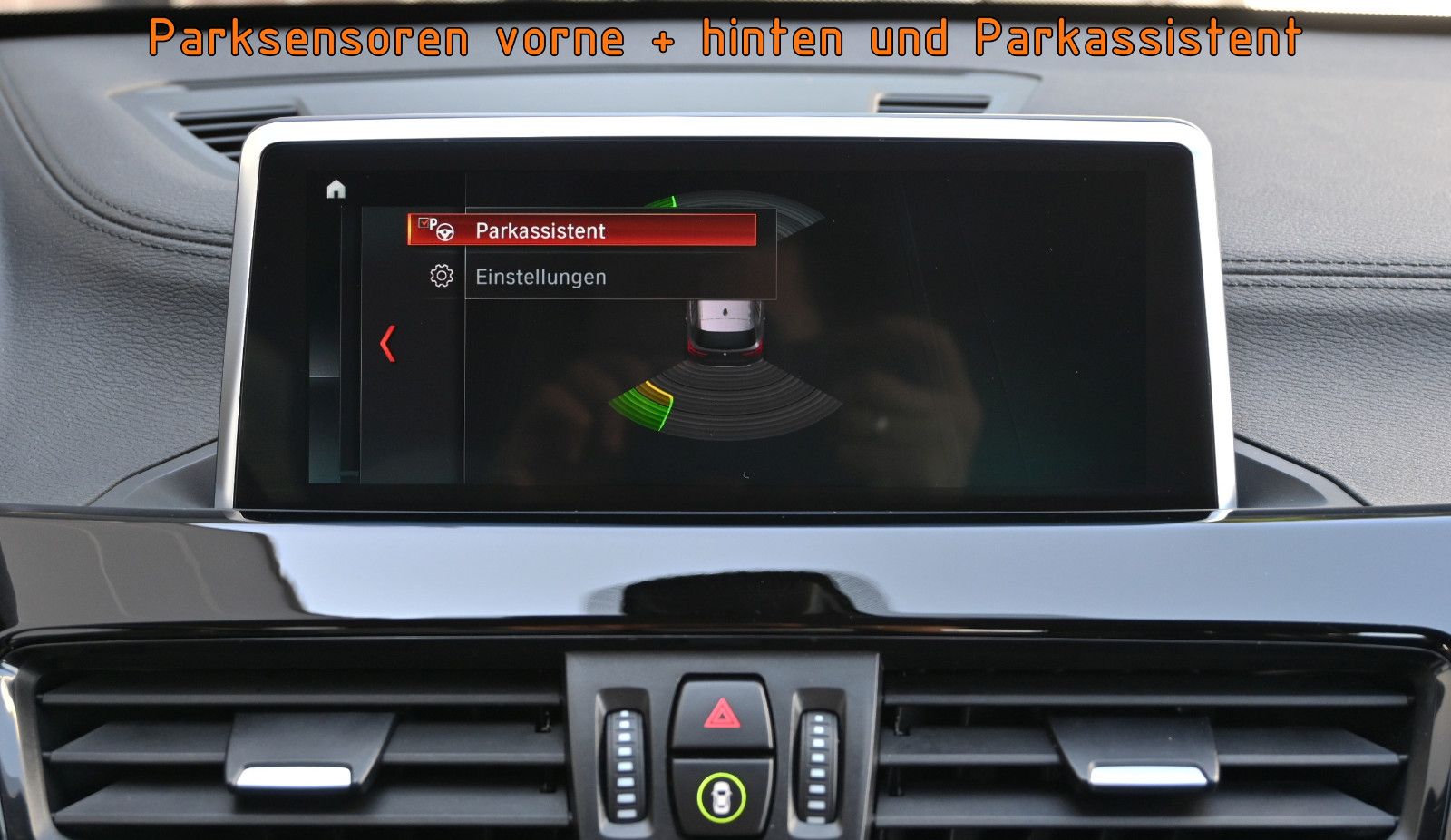 Fahrzeugabbildung BMW X1 sDr18d SPORT °AHK°DAB°KEYLESS°SPORTSITZE°18"°