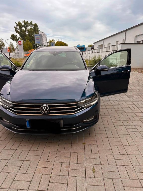 Image of Volkswagen Passat Variant