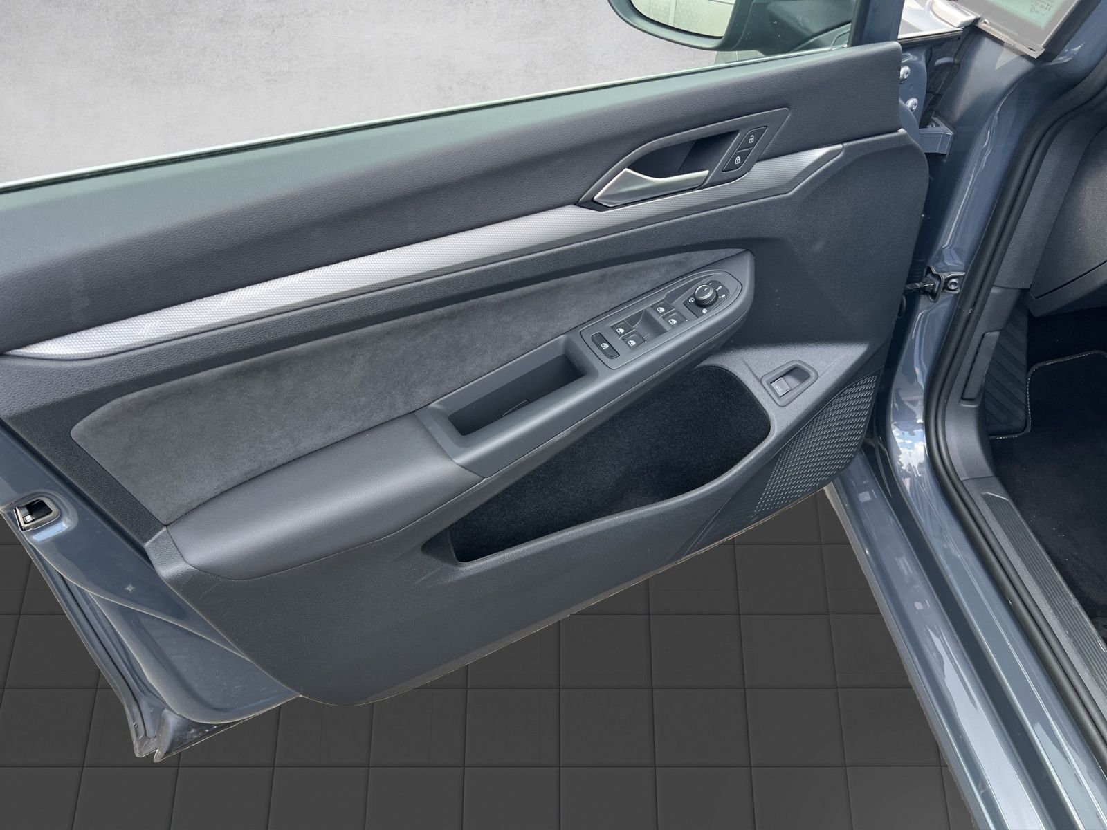 Golf VIII Variant Style 1.5 eTSI DSG Navi*Pano*K