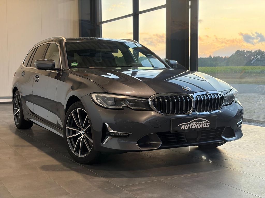 Image of BMW 320