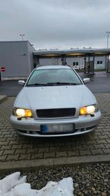 Volvo V40 Tüv 10/27 - gebrauchte Volvo V40 aus dem Jahr 2003