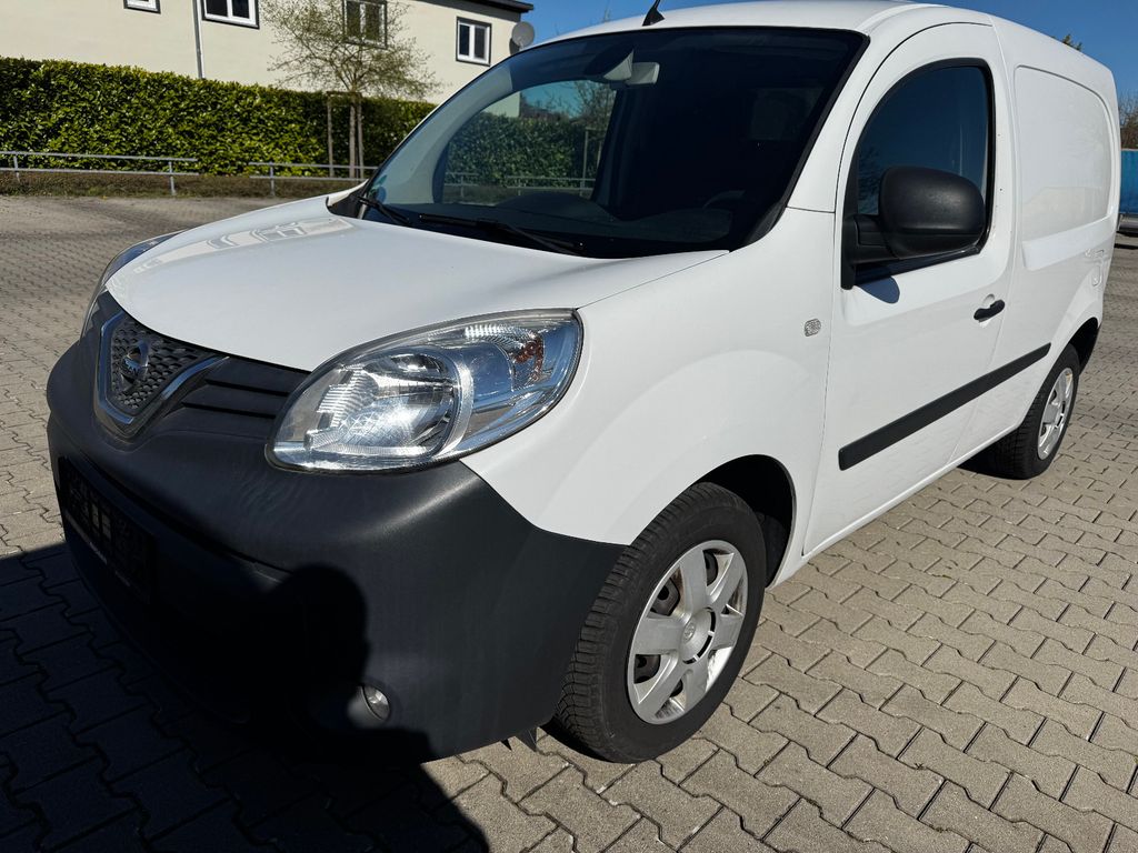 Nissan NV250
