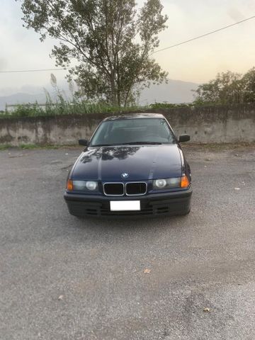 BMW Bmw 318 318i 4 porte