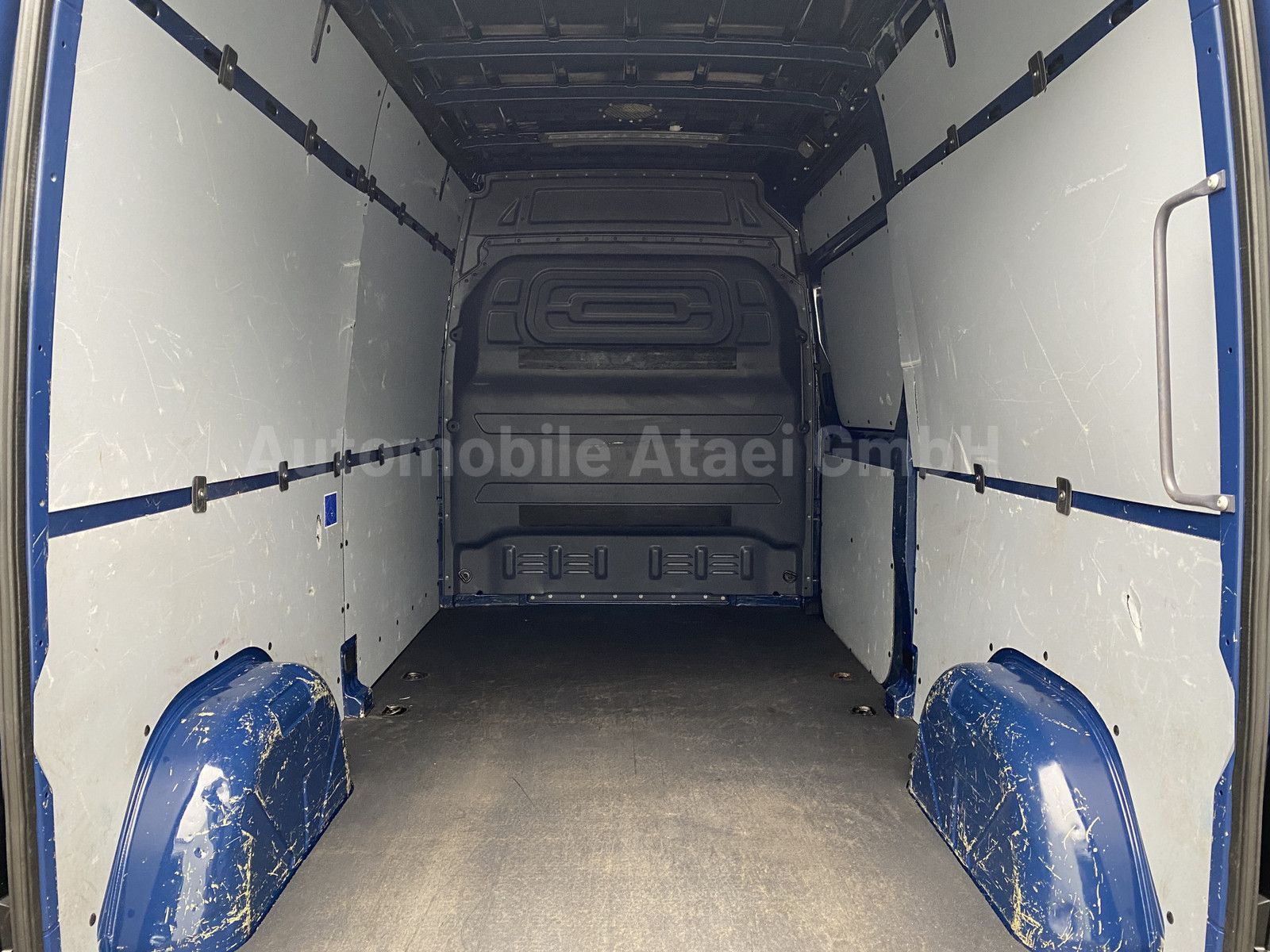 Fahrzeugabbildung Mercedes-Benz Sprinter 214 Automatik NAVI+360°+DISTRONIC 9601