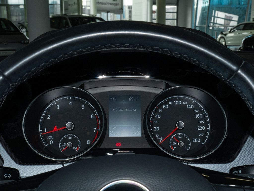 Volkswagen Touran - Bild 13