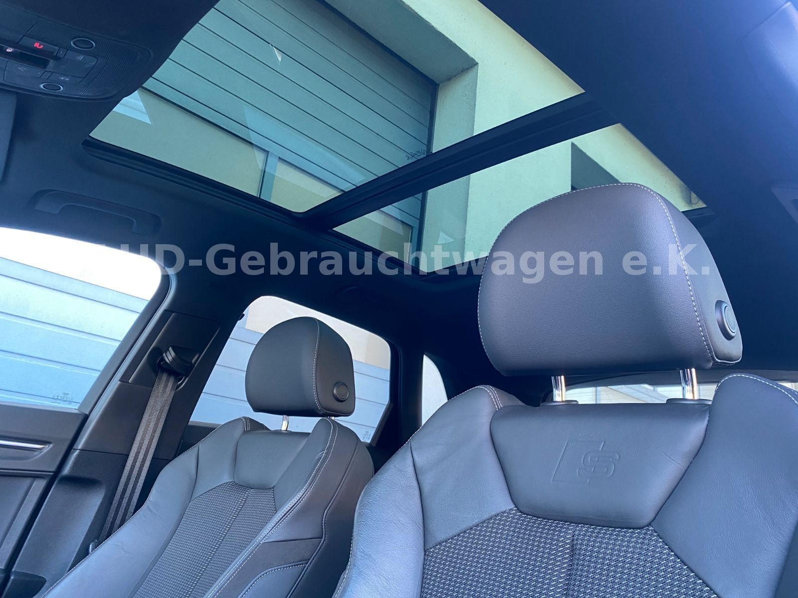 Fahrzeugabbildung Audi Q3 35 TDI Quattro S-line