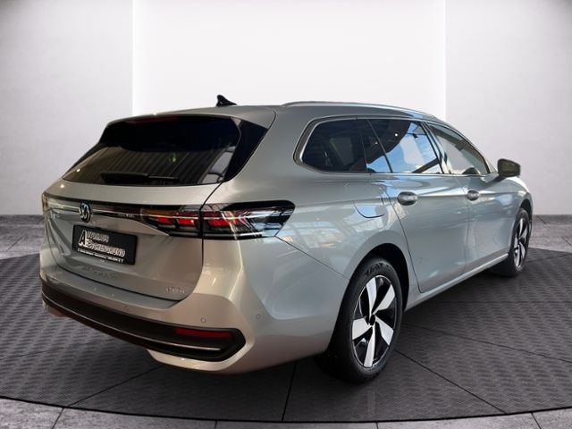 Fahrzeugabbildung Volkswagen Passat Passat 1.5 eTSI DSG BUSINESS AHK IQ.LIGHT