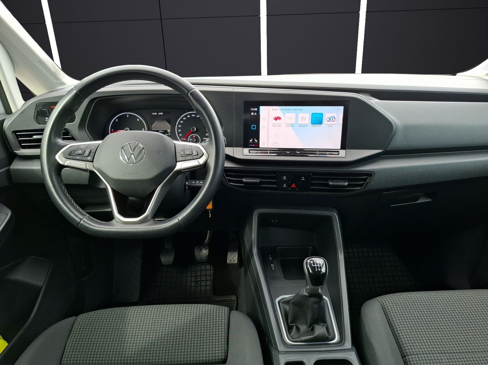 Fahrzeugabbildung Volkswagen Caddy Kombi TDI Basis Navi Klima DAB ACC PDC SH