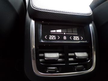 Volvo XC90 - 8
