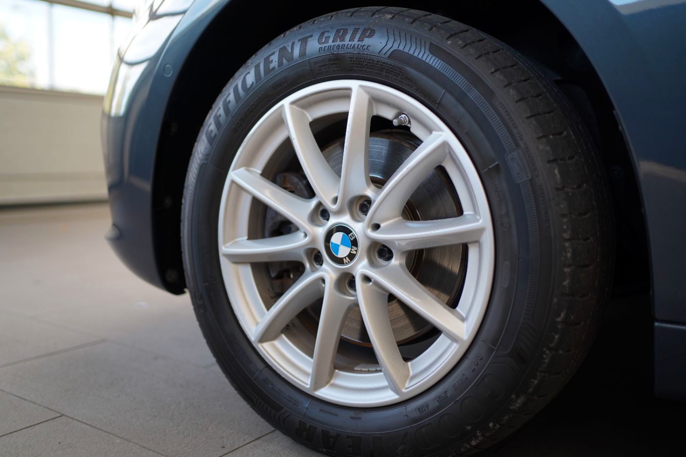 Fahrzeugabbildung BMW 218i Active Tourer Advantage KlimaA+LED+Navi+PDC