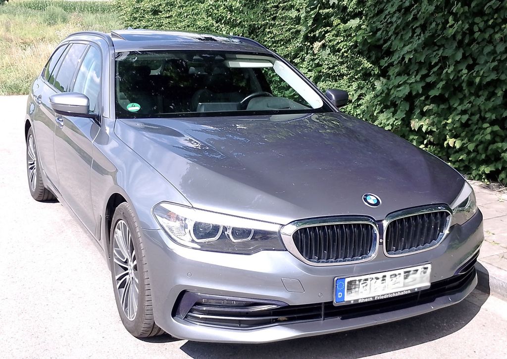 Image of BMW 530
