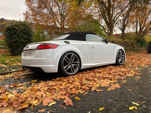 Audi TT 8S Roadster, Handschalter, B&O