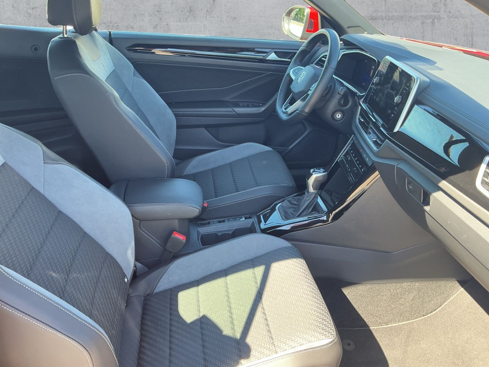 Volkswagen T-Roc - Bild 13